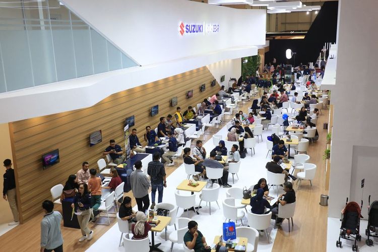 penjualan Suzuki di GIIAS 2025 melonjak sejak hari pertama