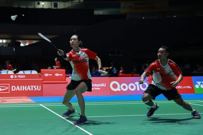 Rehan Naufal Kusharjanto dan Gloria Emanuelle Widjaja saat bertanding di China Open 2025