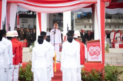 Upacara HUT RI ke-80 Palopo di Lapangan Pancasila dengan pengibaran bendera Merah Putih yang berlangsung khidmat.