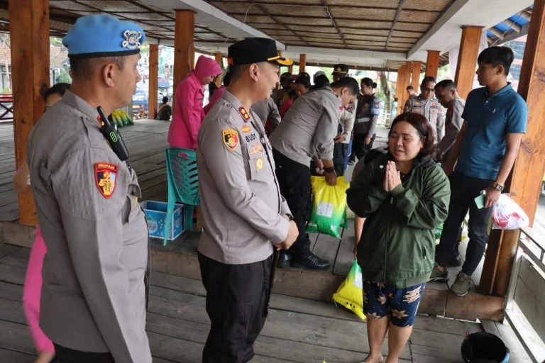 Gerakan Pangan Murah Tana Toraja banjir pembeli di Plaza Kolam Makale